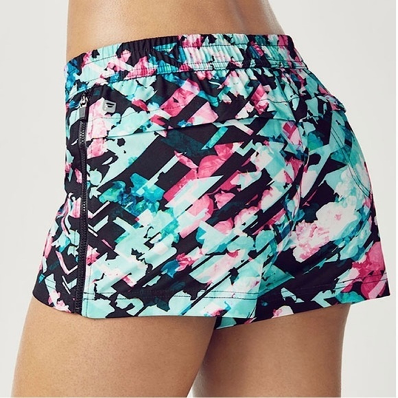 Fabletics Women's Eloise Shorts Beta Geo Print Floral Zipper Pockets Size M - Picture 7 of 9